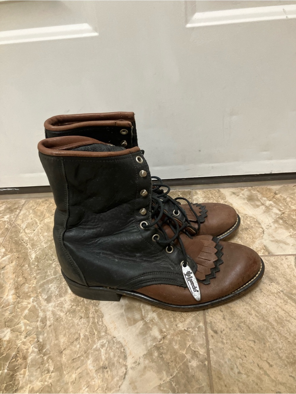 Laredo Women's Black Brown Leather Lace-Up Kiltie Fringe Roper Boots Size 7